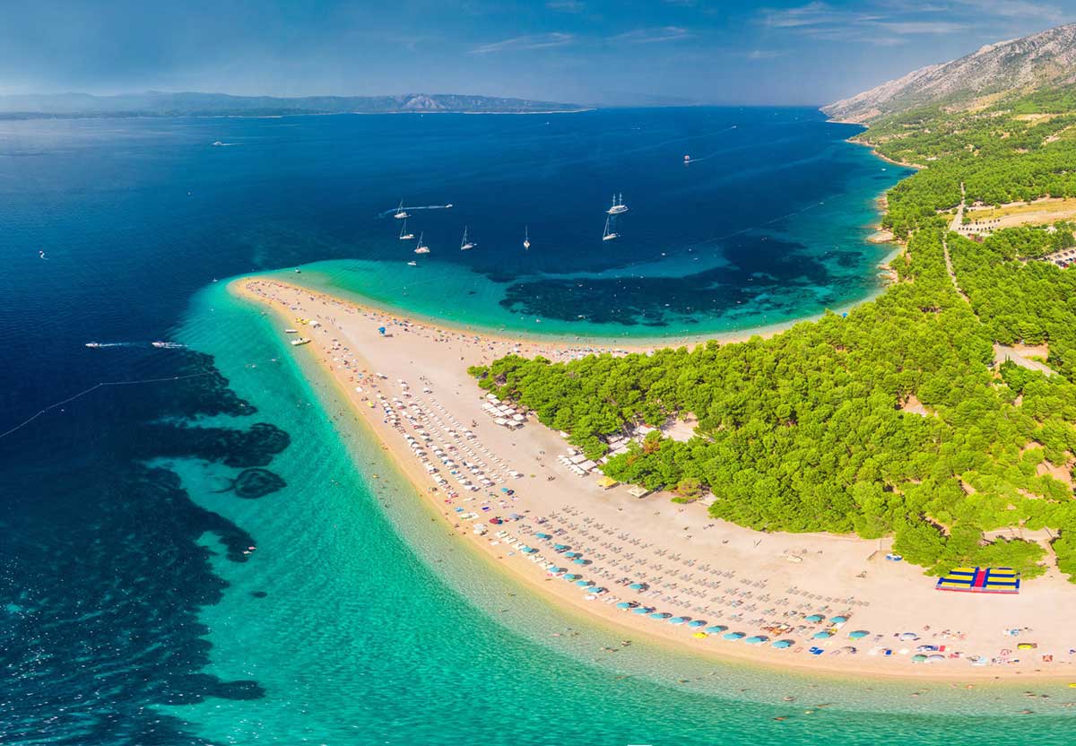 Croatia holidays from Australia — the red rooftops and walls of Dubrovnik