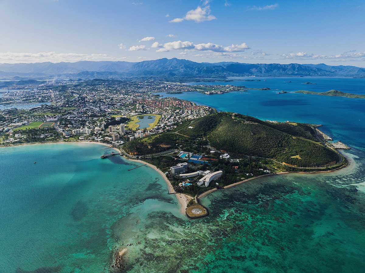 New Caledonia holidays from Australia — the lagoon of the Isle of Pines