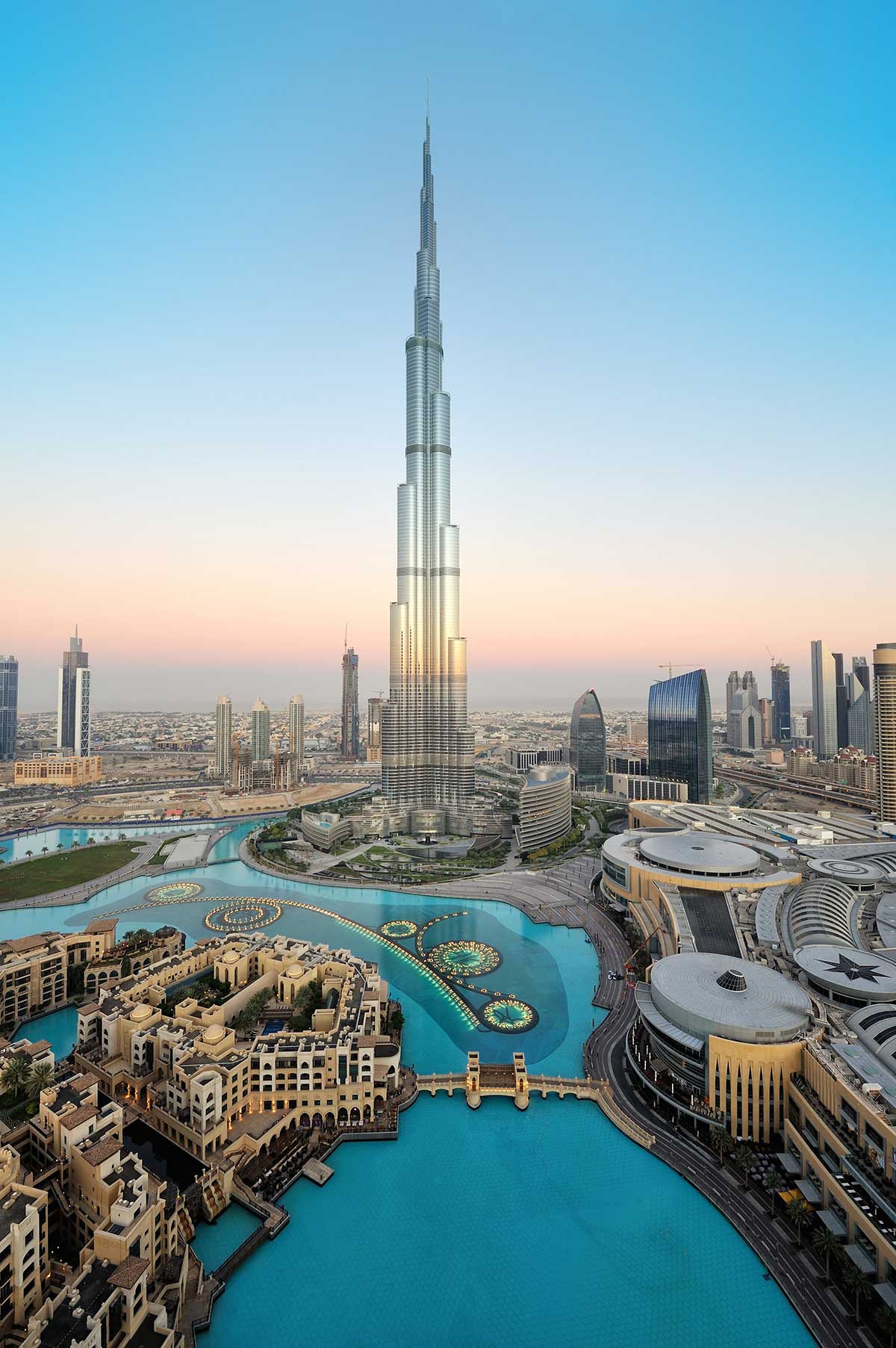 Dubai luxury — Burj Al Arab and desert resort
