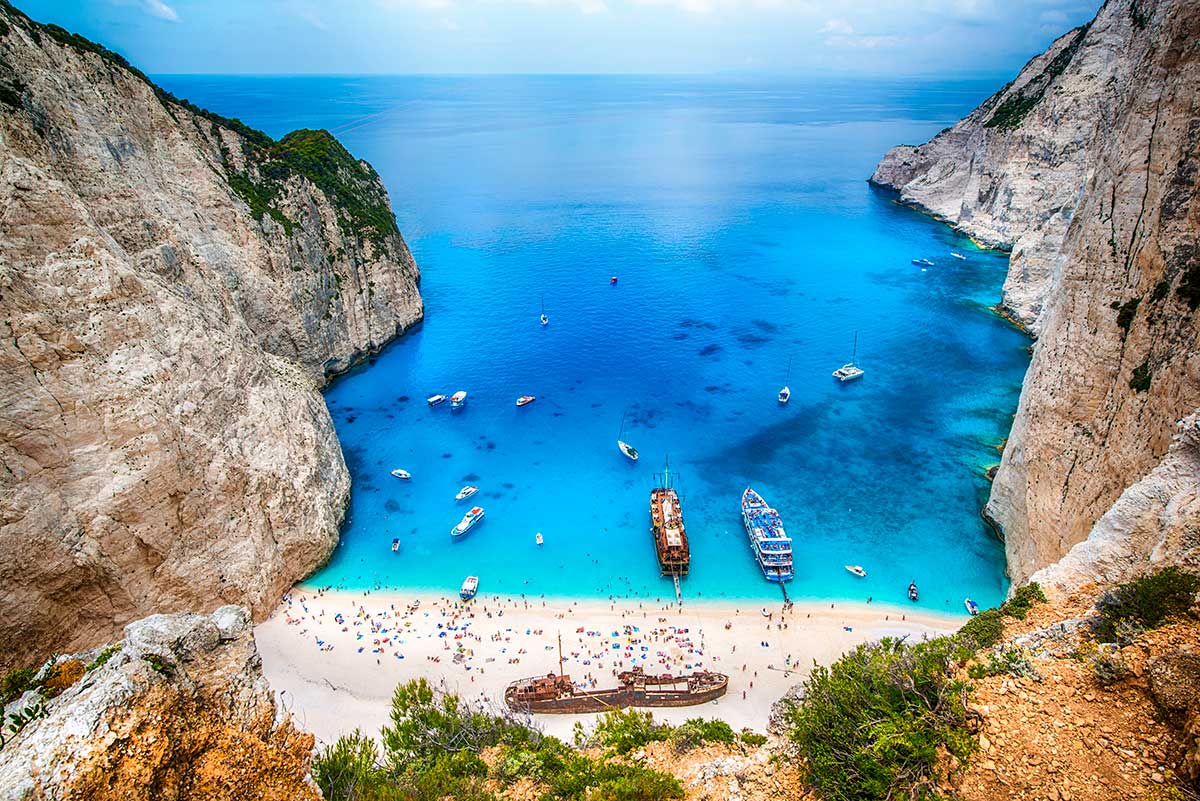 Greek Islands hopping — Santorini